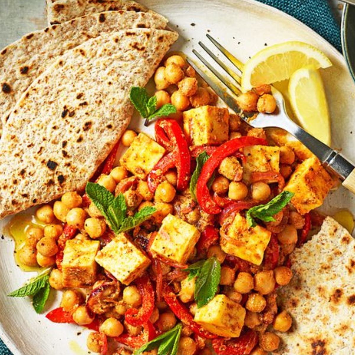 Mini Oats Bhakri Pizza